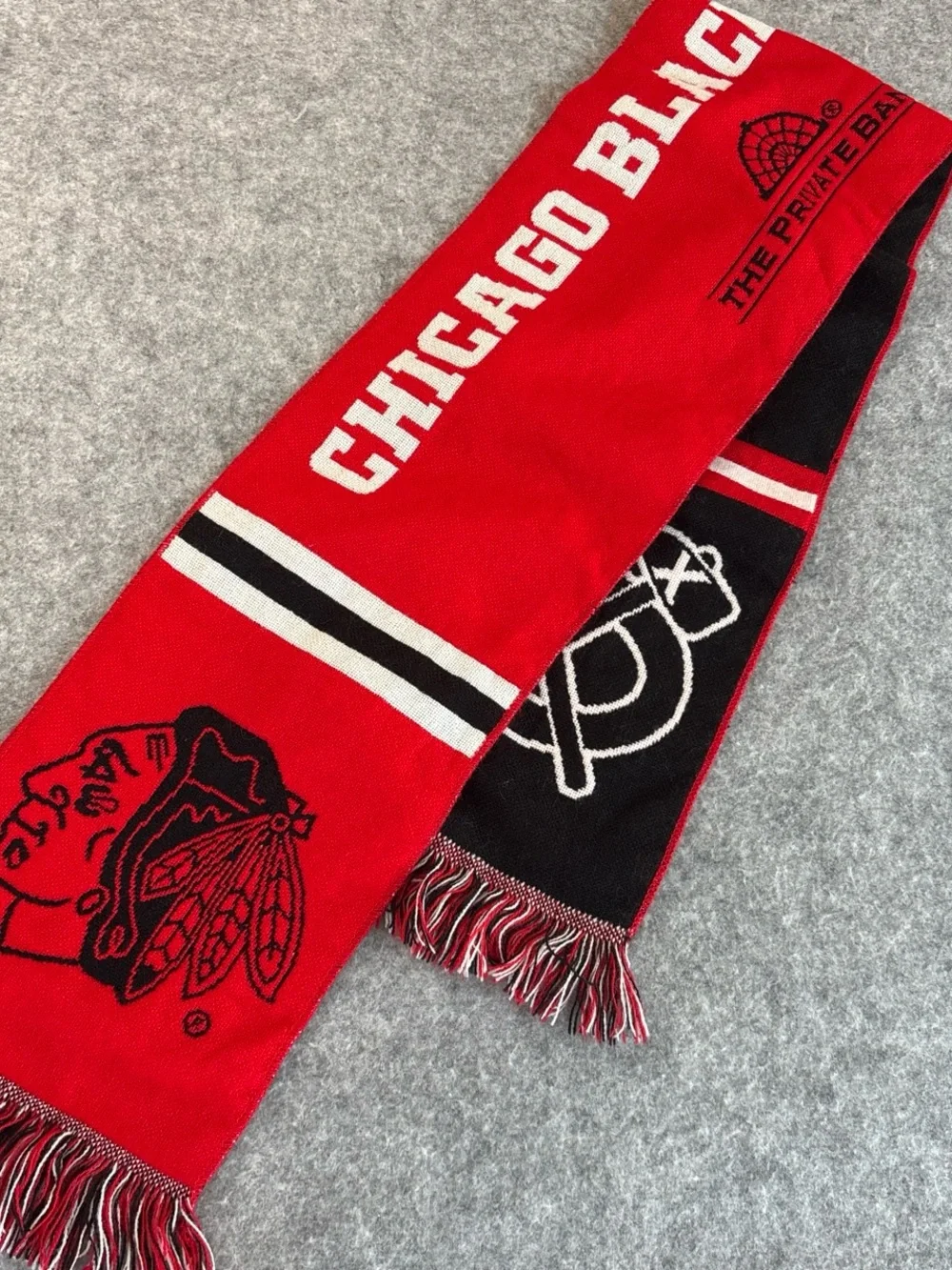 Chicago Blackhawks Red & Black Knit Scarf